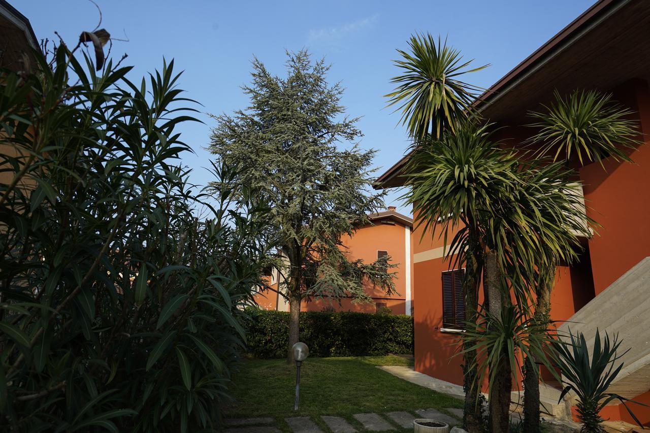 Hotel La Casa Di Rivo Desenzano del Garda Exterior foto