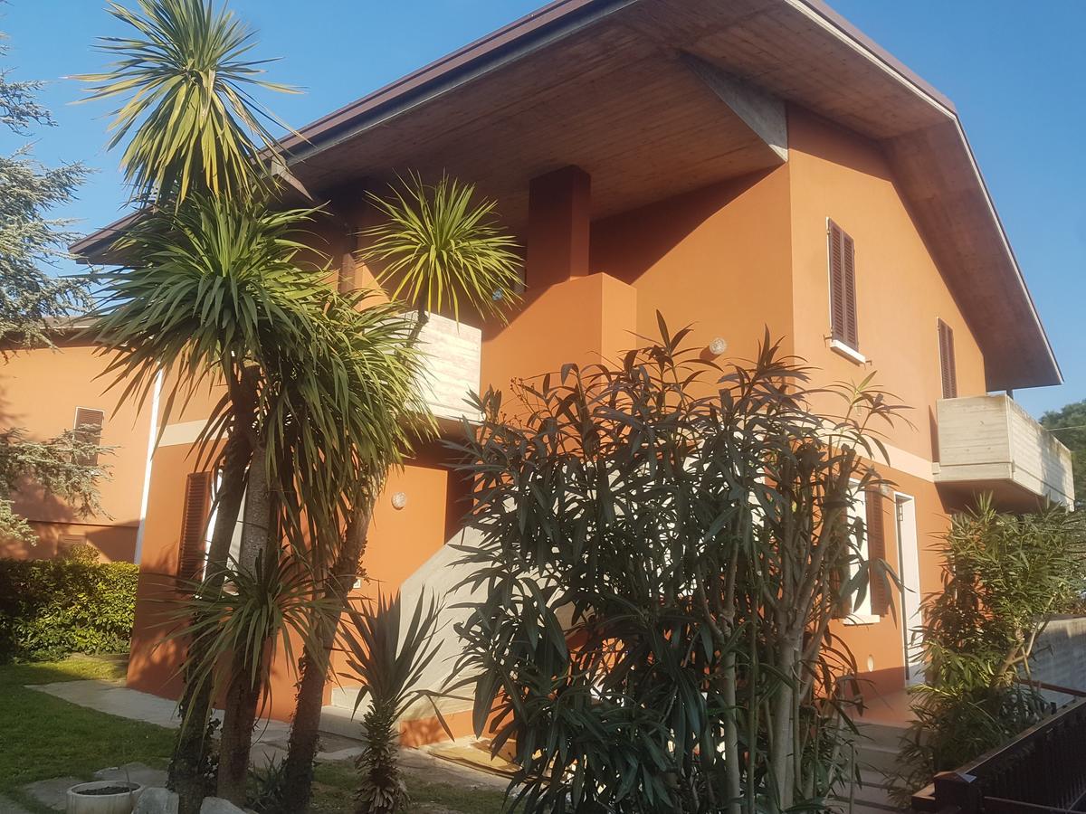Hotel La Casa Di Rivo Desenzano del Garda Exterior foto